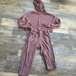 ALO mauve ribbed set women’s size small